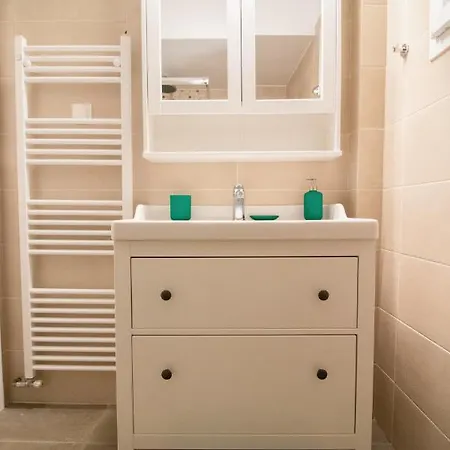 The Red Bougainvillea Lejlighed